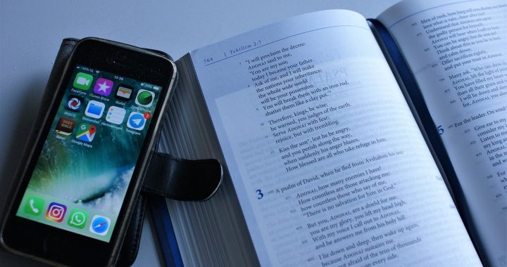 The Distress of Distraction